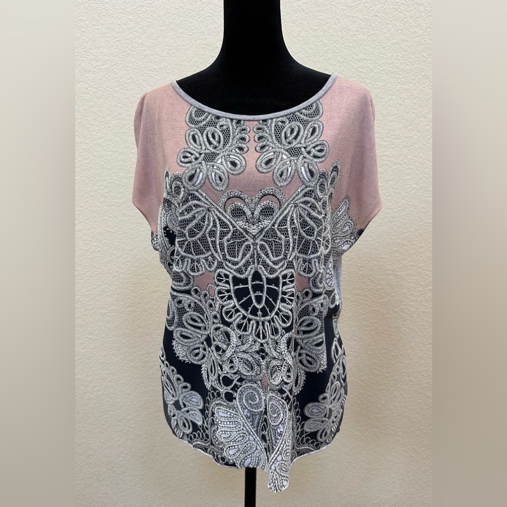 Zara | Printed top | Size M | pink, grey, blue, black